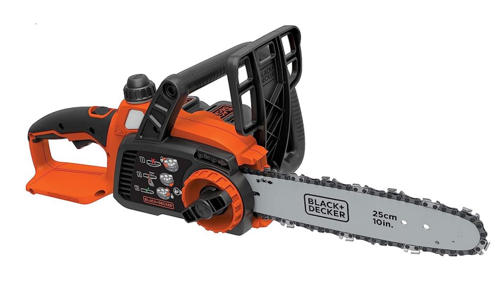 BLACK+DECKER MAX Cordless LCS1020 Chainsaw - Hero