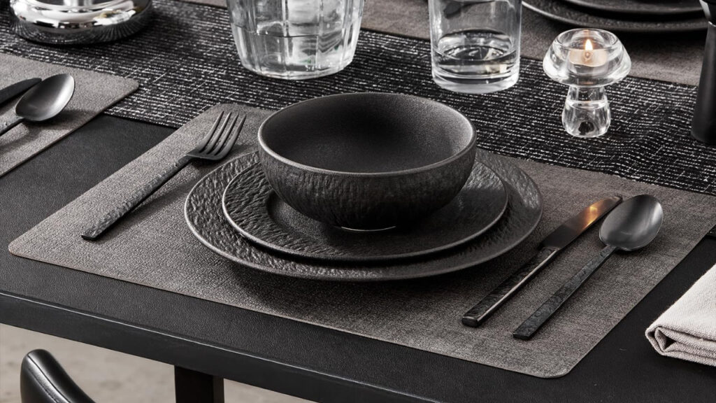 KINGSTONE 24-Piece Matte Marble Dinnerware Set