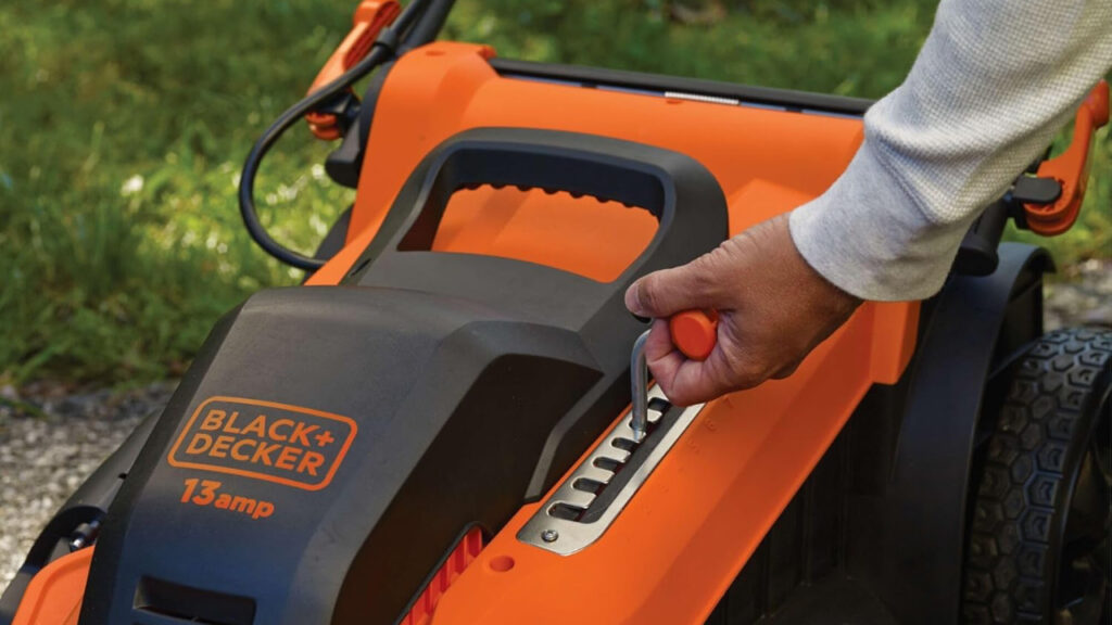 BLACK+DECKER MM2000