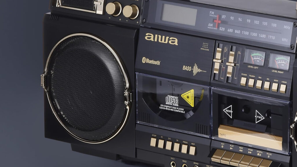 Aiwa BackTrack Boombox